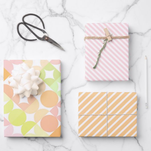 シックなコーラルオレンジ赤面ピンクサークルアートパターン ラッピングペーパーシート (正面)