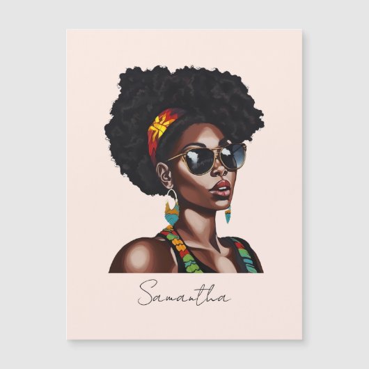 シックなサングラスを持つアフリカ系アメリカ人女性 (正面)