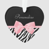 シックなシマウマのプリントの静かにガーリーな淡いピンクのリボン オーナメント (裏面)