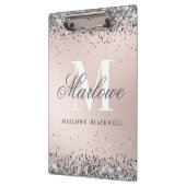 シックなシルバーと赤面ピンクモノグラムグリッター クリップボード (左)