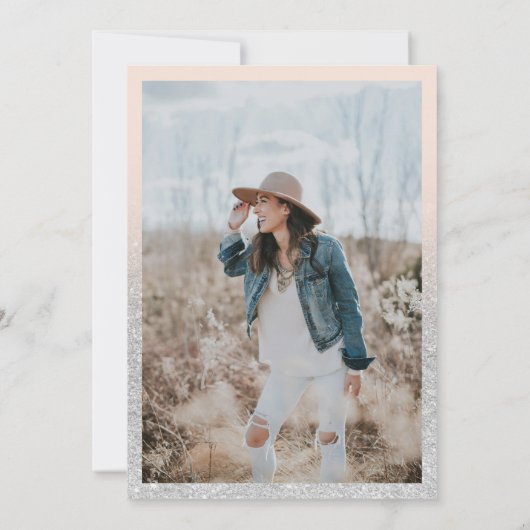 シックなシルバースクリプト写真ブライダルシャワーリングピンク 招待状 (裏面)