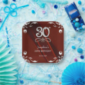シックなシルバーフローラフレームバーガンディ30th誕生日 ペーパープレート (パーティー)