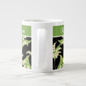 シックなジャンボコーヒー・マグ: 黒い谷のユリ ジャンボコーヒーマグカップ (裏面)