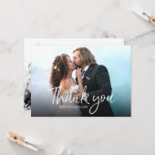 シックなスクリプシンプルトのエレガントな結婚式ありがとう写真 カード (正面/裏面インサイチュ)