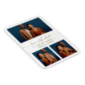 シックなスクリプトウェディング日付3フォトコラージュを保存 マグネット (右側)