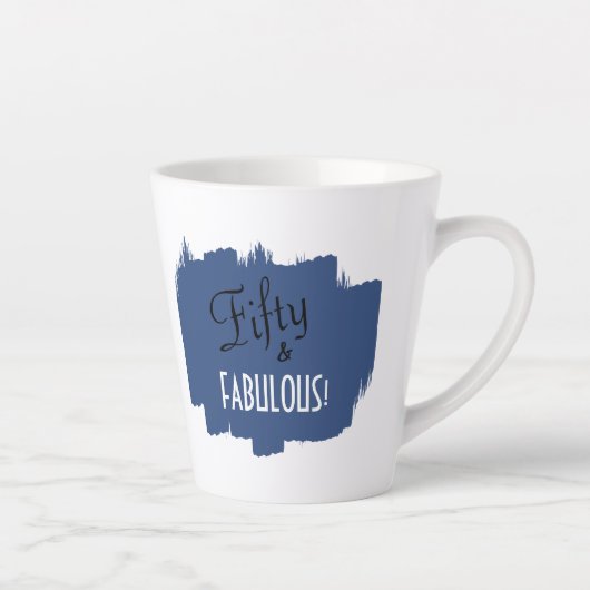 シックなスクリプトブルーシュマーフィフティ&ファブラス誕生日 カフェラテマグ (右)