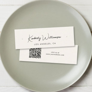 シックなスクリプトQRコードイヤリングクリームディスプレイカード スキニー名刺