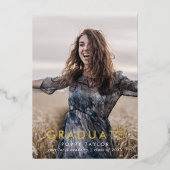 シックなタイポグラフィフォイル写真の卒業発表 箔招待状 (正面)