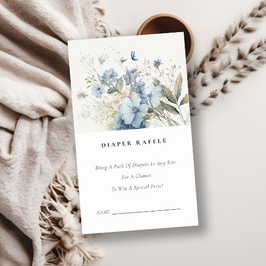 シックなダスキーブルーフローラおむつラッフルベビーシャワー エンクロージャーカード