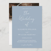 シックなダスティブルーQRコードRSVP写真結婚ズ 招待状 (正面/裏面)