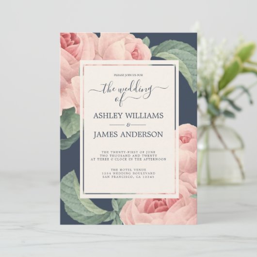 シックなダークブルーヴィンテージピンクローズフローラ 招待状 (スタンド正面)