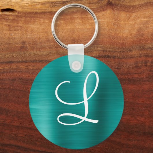 シックなティール(緑がかった色)ブラシ仕上げメタルホワイトモノグラム キーホルダー (正面)