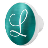 シックなティール(緑がかった色)ブラシ仕上げメタルホワイトモノグラム セラミックノブ (右)