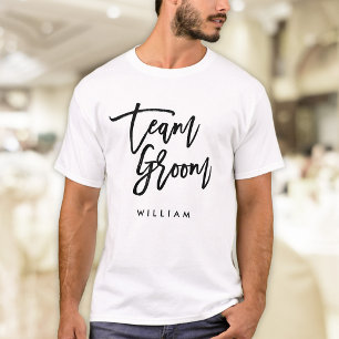 シックなトレンディーブラシブラックスクリプトチームグルーム Tシャツ