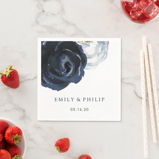 シックなネイビーブルーピーニー結婚フローラズペーパーナプキン スタンダードカクテルナプキン (インサイチュ)