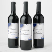 シックなネイビーブルー&シルバーフラワーズリボン結婚ズ ワインラベル (ボトル)