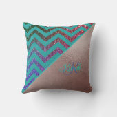 シックなバラ金ゴールドグリッタリーシェブロンティール(緑がかった色)グリーンネーム クッション (裏面)