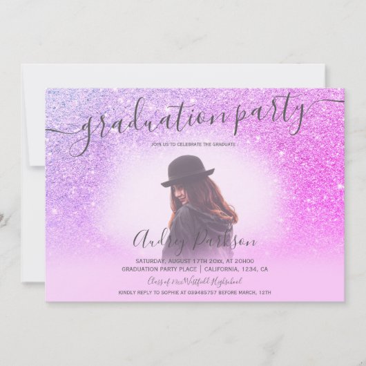 シックなピンクのグリッタースパークルシックな写真卒業 招待状 (正面)
