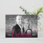 シックなピンクのスクリプトハートモダン白黒写真 (スタンド正面)