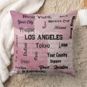 シックなピンクの赤面素朴な世界の大都市 クッション (ブランケット)