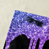 シックなピンクパープルブルーグリッタードリップスブラックモノグラム ビーチタオル (インサイチュ)