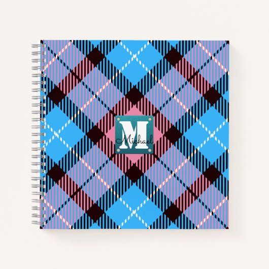 シックなピンクブループレイドタータンチェックレザーモノグラム名 ノートブック (正面)
