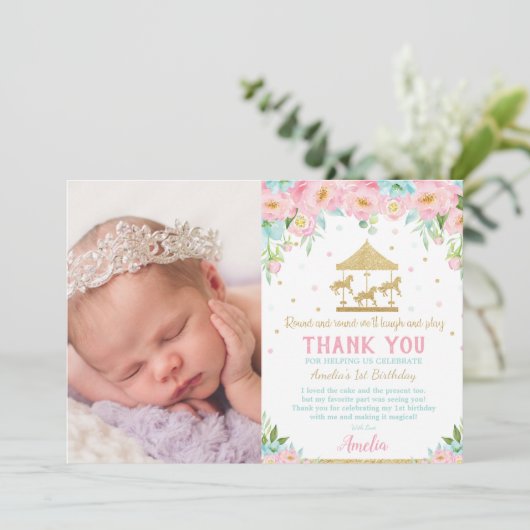 シックなピンクミントフローラ回転木馬1stバースデーフォト サンキューカード (スタンド正面)