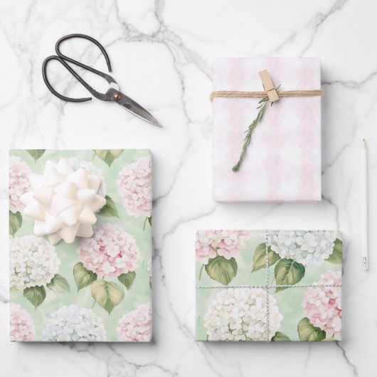 シックなピンクロマンティックブルーホワイトフローラブライダルシャワー ラッピングペーパーシート (正面)