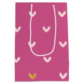 シックなピンク金ゴールドハート誕生日 ミディアムペーパーバッグ (裏面)