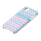 シックなピンク、ターコイズ、メイブとホワイトシェブロン Case-Mate iPhoneケース (下部)