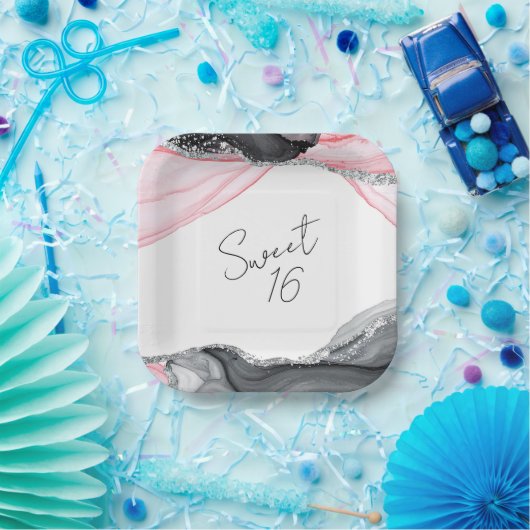 シックなピンク&ブラックマーブルスウィート16紙プレート ペーパープレート (パーティー)