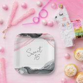 シックなピンク&ブラックマーブルスウィート16紙プレート ペーパープレート (パーティー)