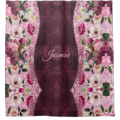 シックなフローラブルゴーニュピンクパープルグリッターモノグラム シャワーカーテン (正面)