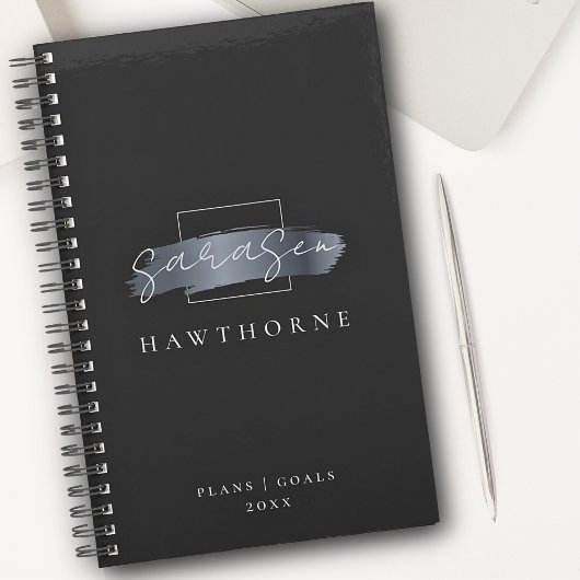 シックなブラシストローク黒フェイク銀灰色モノグラム プランナー手帳