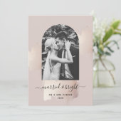 シックなブラシストローク | 明るい結婚したフォトアーチ シーズンカード (スタンド正面)