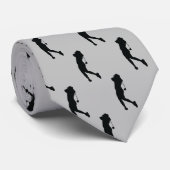 シックなブラックスポーツレディーゴルファーのシルエットネックタイ ネクタイ (ロール)
