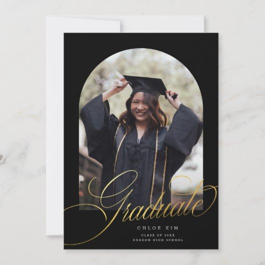シックなブラック金ゴールドスクリプトアーチ卒業写真 案内状 (正面)