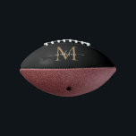 シックなブラック金ゴールドモノグラムガーリースフェミニンクリプト アメリカンフットボール<br><div class="desc">トレンディーシックかわいいブラック金ゴールドモノグラムガーリースクリプフェミニントエレガントモダン・フットボール</div>