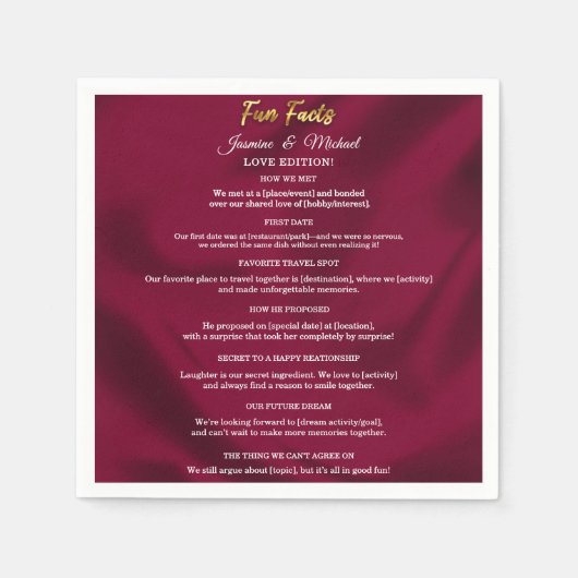 シックなブルゴーニュと金ゴールド結婚スクリプトのおもしろい事実 スタンダードカクテルナプキン (正面)