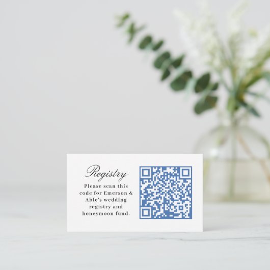 シックなブルーとホワイトのウェディングレジストリー エンクロージャーカード (スタンド正面)