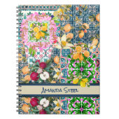 シックなブルーピンクのシチリアの柑橘系フローラタイル ノートブック (正面)