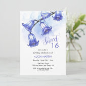 シックなブルーベルフラワーブロッサム16誕生日 招待状 (スタンド正面)