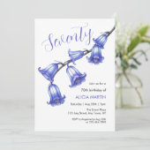 シックなブルーベルフラワーブロッサム70誕生日 招待状 (スタンド正面)