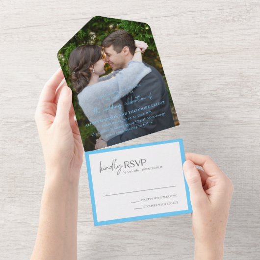 シックなブルーモダンフォト結婚ズ オールインワン招待状 (貼ってはがせる)