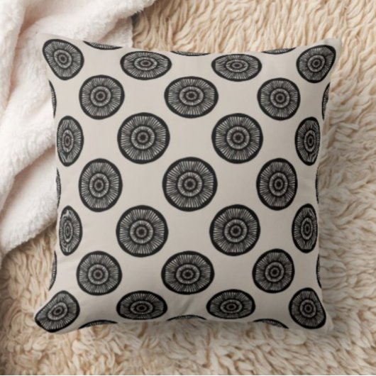 シックなホイールパターンモチャブラウン クッション