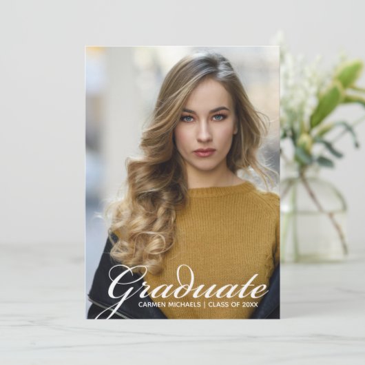 シックなホワイトスクリプトオーバーレイ大学院写真 案内状 (スタンド正面)