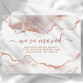 シックなホワイトマーブルアゲートバラ金ゴールドグリッタームービング 案内ポストカード