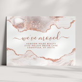 シックなホワイトマーブルアゲートバラ金ゴールドグリッタームービング 案内ポストカード