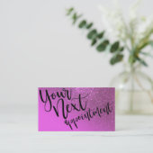 シックなマゼンタパープルグリッターグラデーションタイポグラフィ 予約カード (スタンド正面)