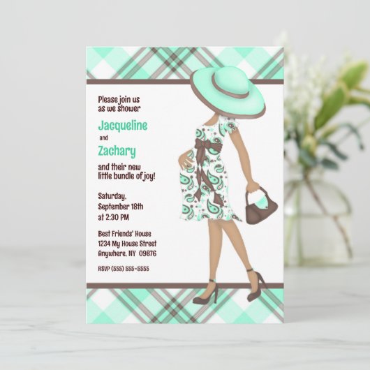 シックなママ – ビー(暗い肌)グリーンプライド赤ちゃんシャワー 招待状 (スタンド正面)